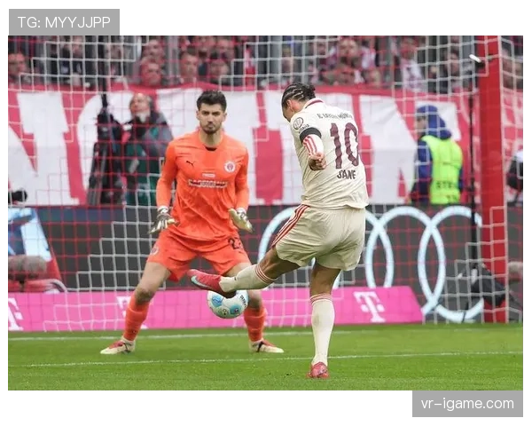 拜仁战术翻新:进攻节奏调整与定位球策略升级 拜仁战术翻新:进攻节奏调整与定位球策略升级