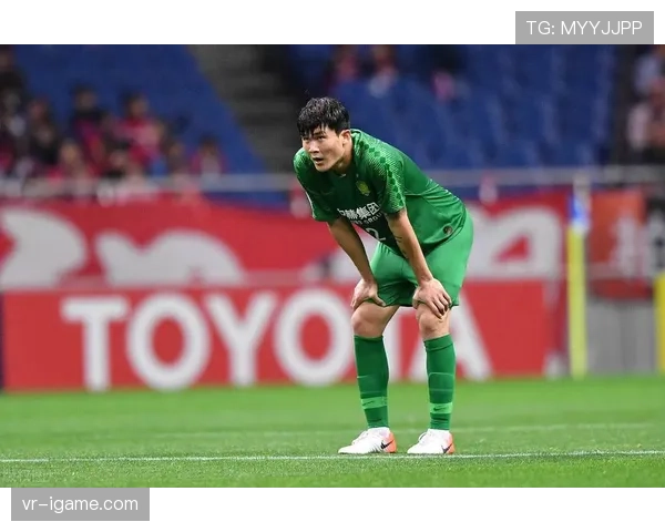 奥斯卡深情回顾切尔西辉煌岁月，多个经典瞬间引发球迷热议