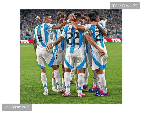 斯卡洛尼与梅西默契升级，共筑阿根廷足球坚实基石