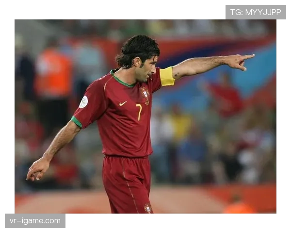 菲戈:从足坛巨星到足球文化永恒象征,影响力持续攀升 菲戈:从足坛巨星到足球文化永恒象征,影响力持续攀升