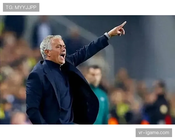 穆里尼奥足球哲学:战术纪律与防守反击的持续实践 穆里尼奥足球哲学:战术纪律与防守反击的持续实践