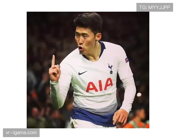 孙兴慜随手一掏就是几万的气场，刷到这我觉得自己少上了十年班