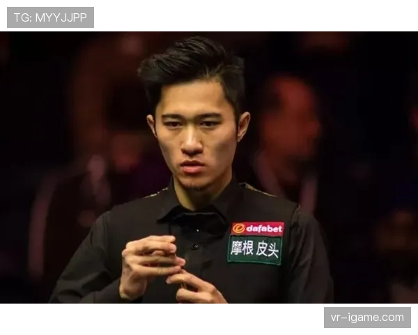 杨千霖赛场像冷面硬汉，刷到他街头拎菜袋配名表我这矛盾心情...